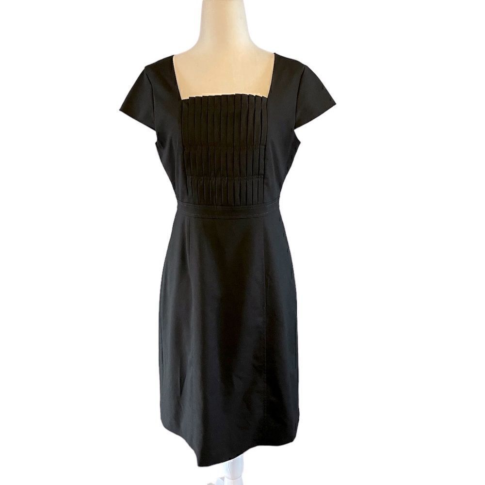 Ann Taylor Cap Sleeve Pleated Bust Sheath Dress in Black | SZ 6P